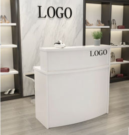 Porcellana Contenitore per esposizione di legno della reception con il logo acrilico per posta di compera fornitore